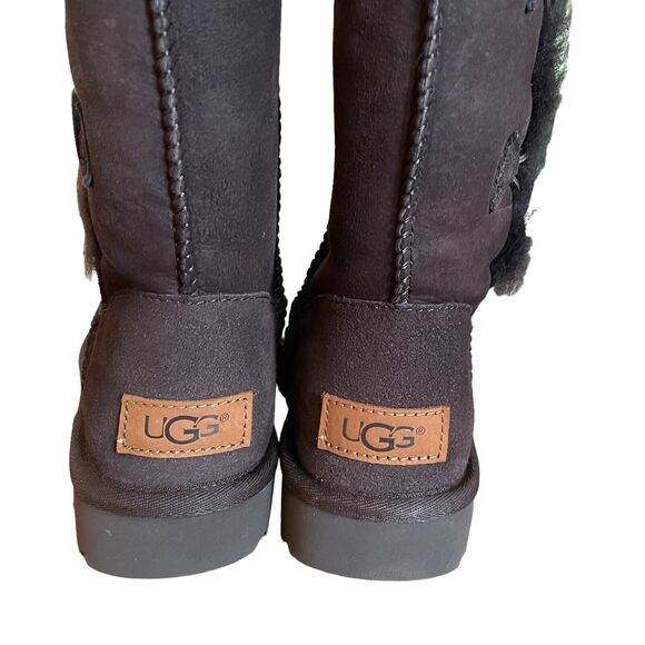 UGG Bailey Button Triplet II Boots Size 5 Chocolate Brown 1016227 - Picture 5 of 6